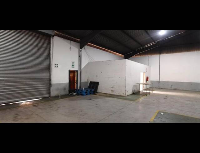 INDUSTRIAL PROPERTY TO RENT IN WALTLOO